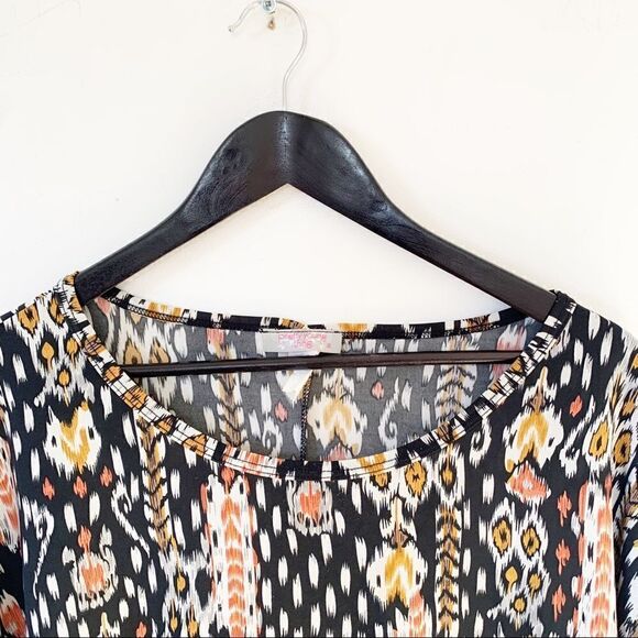 Pretty Young‎ Thing Black Pattern Ikat Dolman Sleeve Blouse - Picture 5 of 6